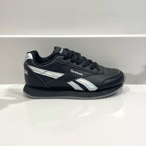 NWOB Reebok Black Sneakers (size 11)